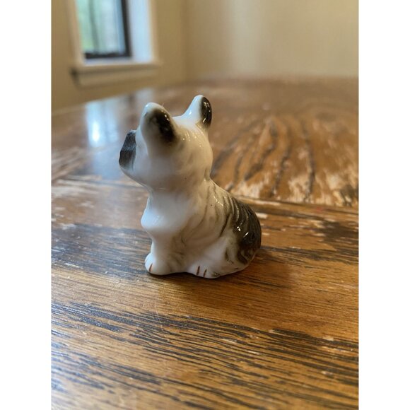 Vintage Hand-Painted Ceramic Terrier Dog Figurine - Picture 3 of 5